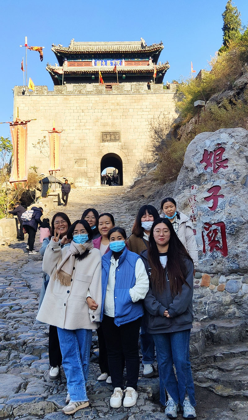 河北唐石工程检测有限公司全体员工赴娘子关开展团建活动